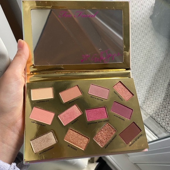 Pretty Mess Too Faced - Picture 2 of 3